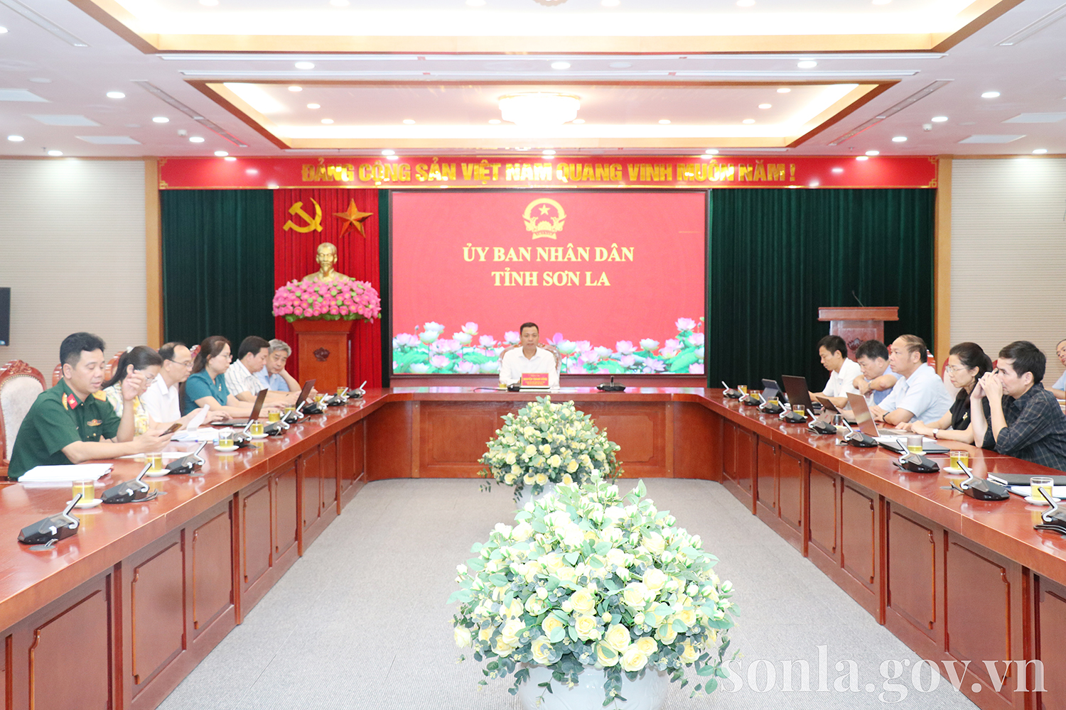 anh tin bai
